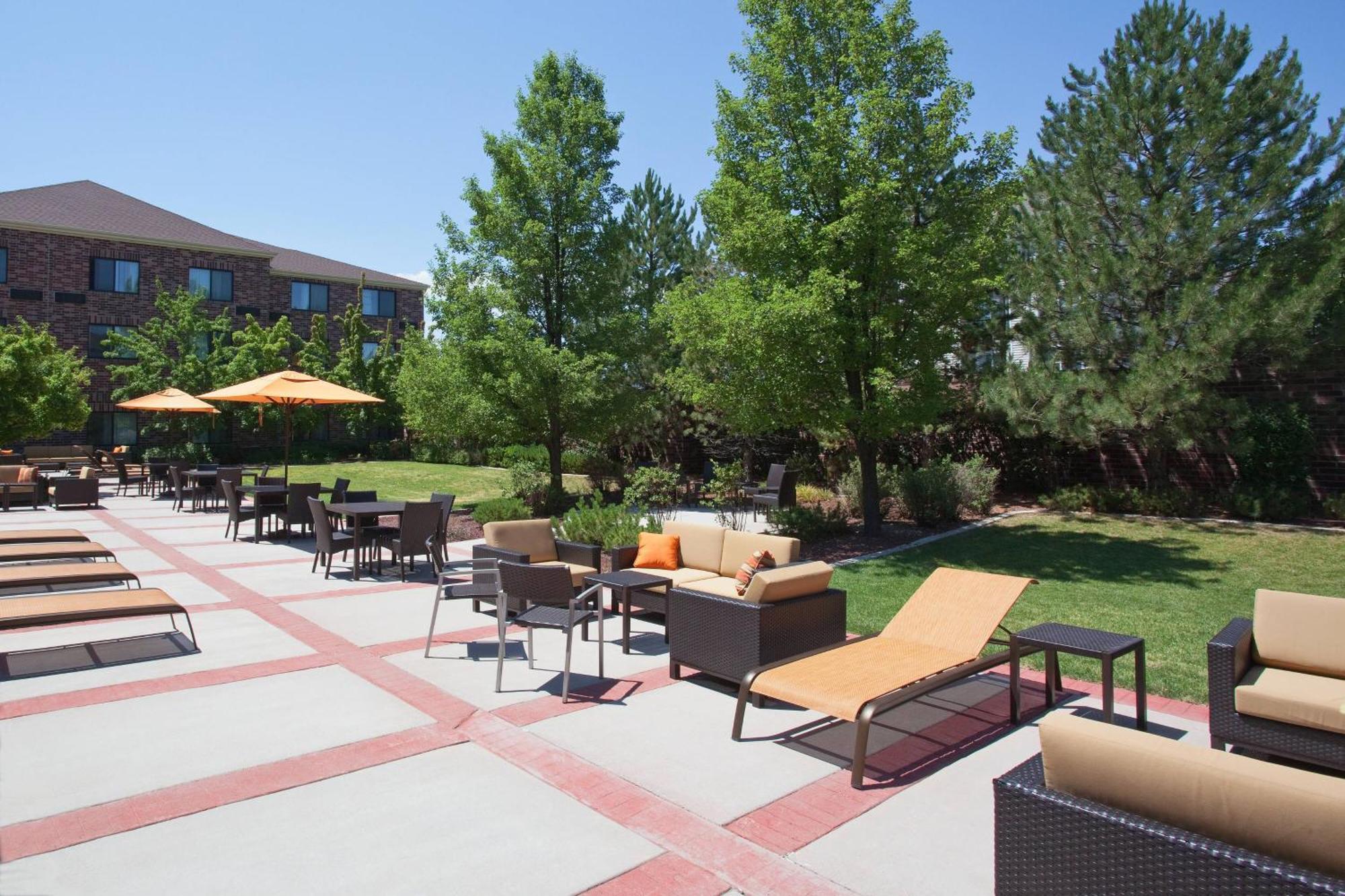 Courtyard Salt Lake City Airport Экстерьер фото